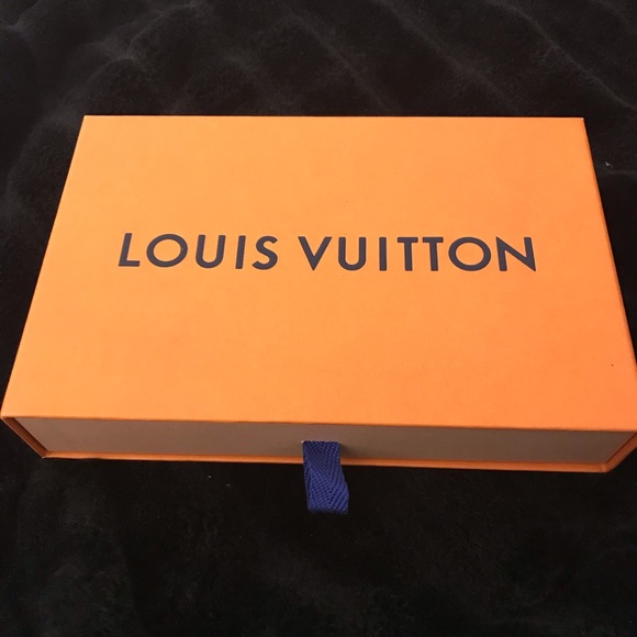 LOUIS VUITTON GLASSES BOX (w bag and card holder) - Picture 3 of 4